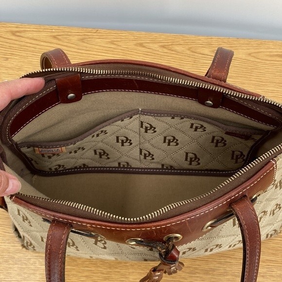 Dooney & Bourke Womens Signature Print Tote Shoulder Bag Tan Brown Large - Picture 8 of 14